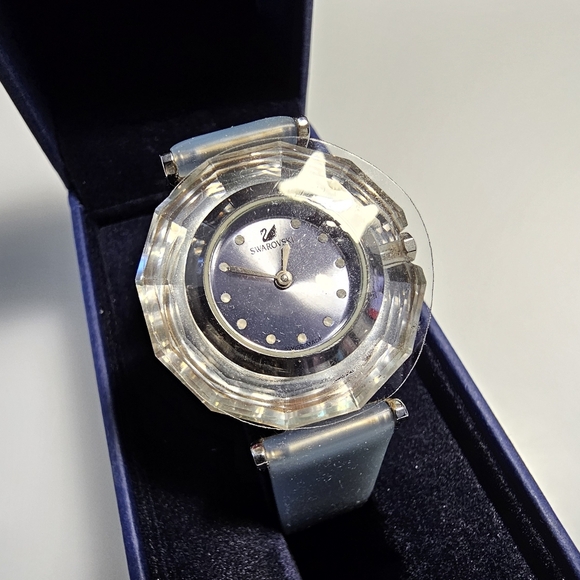 🇦🇹 Swarovski Crystal - Inflight Acapulco Watch - Picture 15 of 16